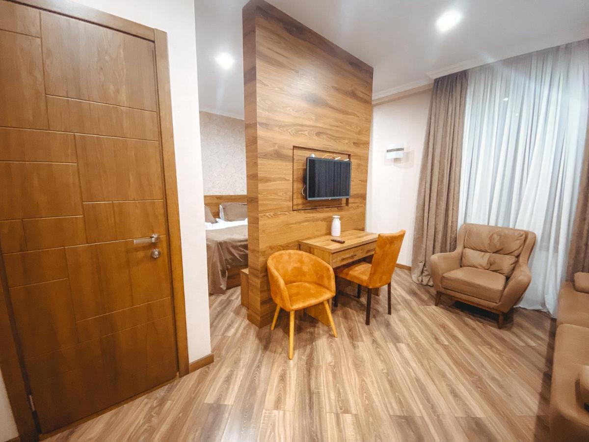 Sunset Tbilisi Luxury Aparthotel Eksteriør bilde